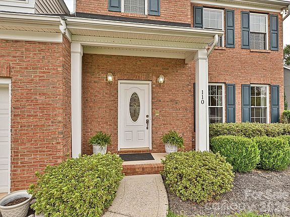 2nd image of 110 Glynwater Dr