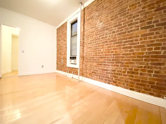 Rented by Michael Fine, LREB | media 5