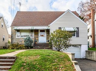 63 High St, Belleville, NJ 07109