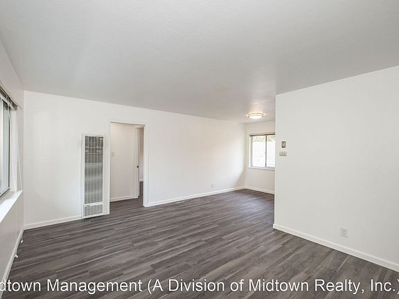 3rd image of 445 Leland Ave