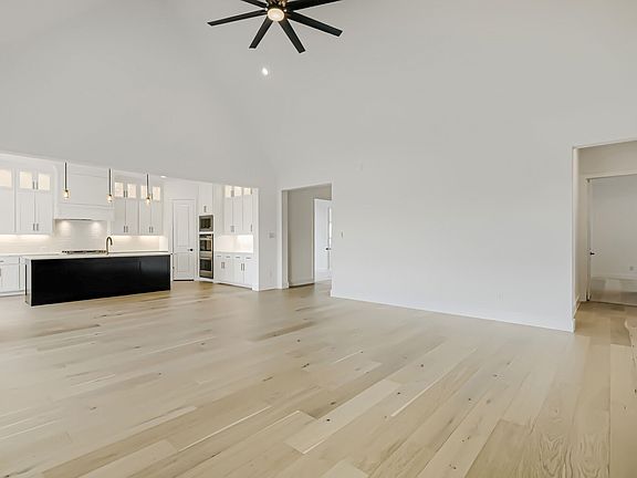 5th image of 1429 Hidden Cove Dr