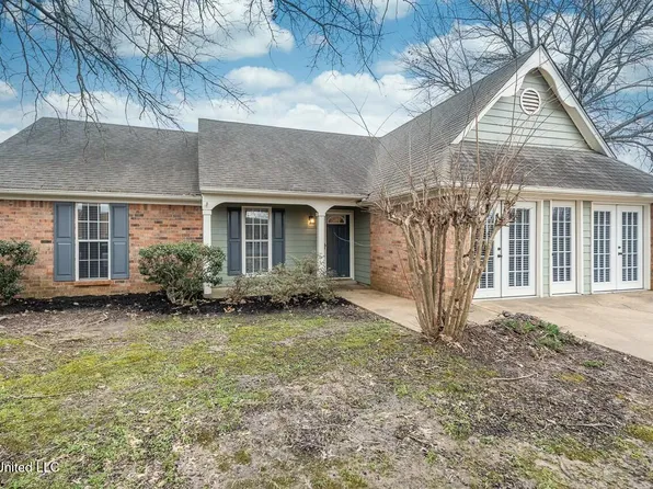 10293 Yates Dr, Olive Branch, MS 38654