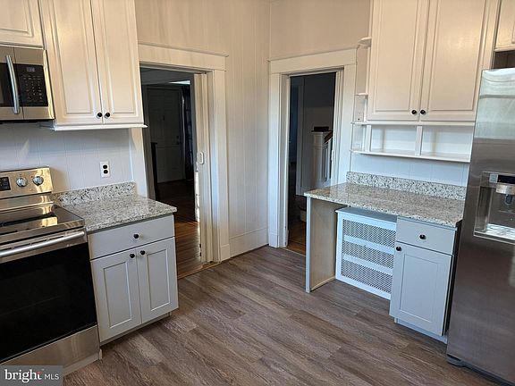 4th image of 1305 Frederick Rd