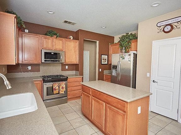 5th image of 15798 Brittle Brush Ln