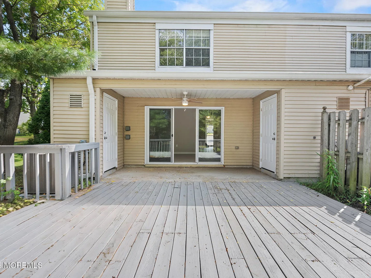 2 bed, 2.5 bath, 1676 sqft, $3,100 — Photo 3
