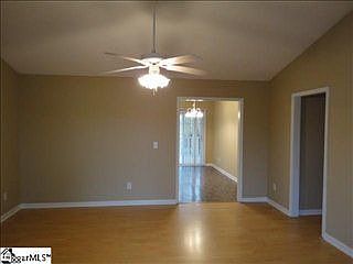 3rd image of 403 Kingfisher Dr