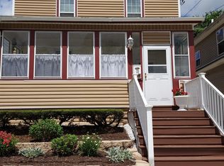 10 Yale St, Schenectady, NY 12304