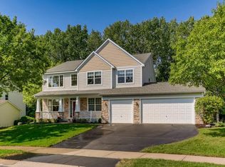 9190 Braxton Dr, Eden Prairie, MN 55347