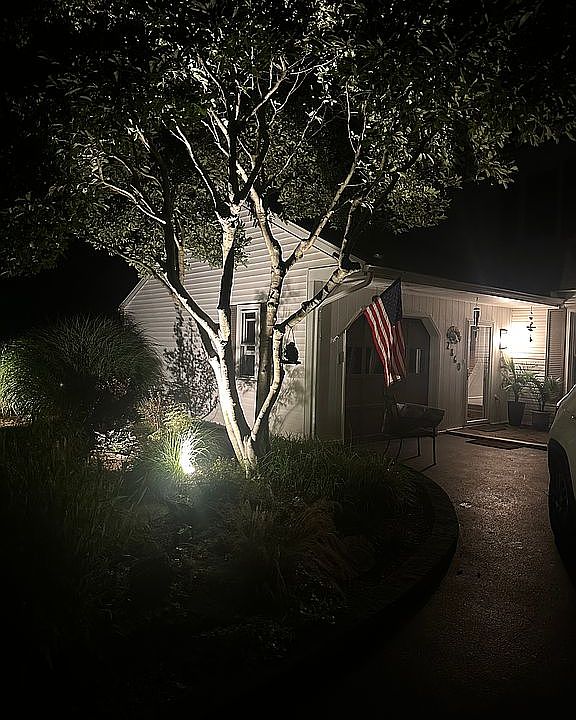 2nd image of 2860 O'Henry Cir