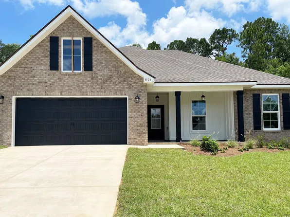 3123 Camphor Rd, Pensacola, FL 32526