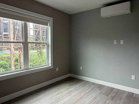 5th image of 5 Washington Ave #304