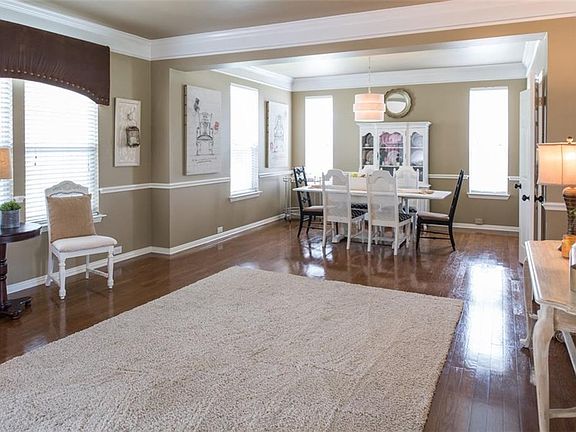 4th image of 6725 Lynch Ln