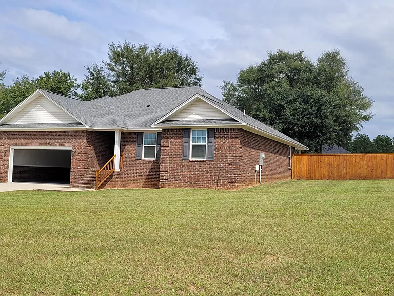 3115 Explorer Dr — Photo 2