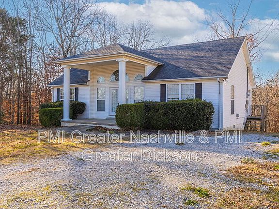 3rd image of 175 Station Dr