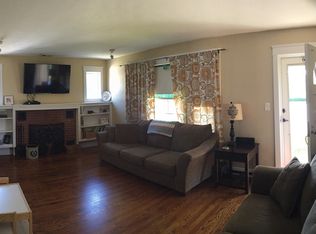 49 Hathaway Rd, Somerset, MA 02726