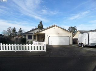 730 F St, Creswell, OR 97426