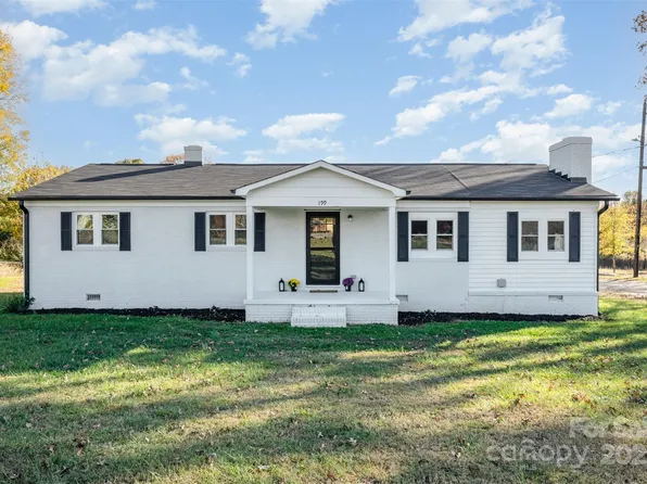 199 Cornelius Rd, Mooresville, NC 28117