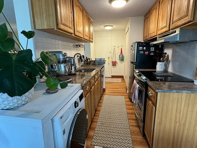 799 Dahlia St #204 — Photo 14