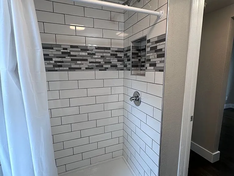 3307 N 42nd St — Photo 13