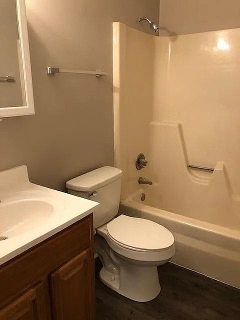 1 bed, 500 sqft, $695 — Photo 4