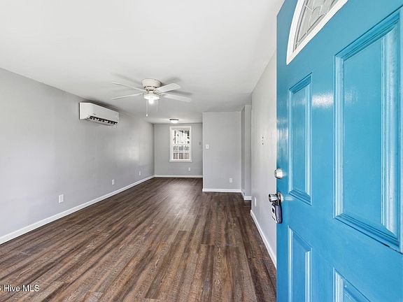 4th image of 518 Ruth Avenue