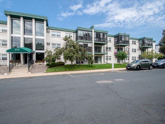 2710 Dale St N #B-212, Roseville, MN 55113