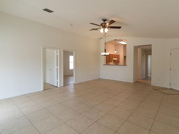 5th image of 2413 W Tyler River Dr