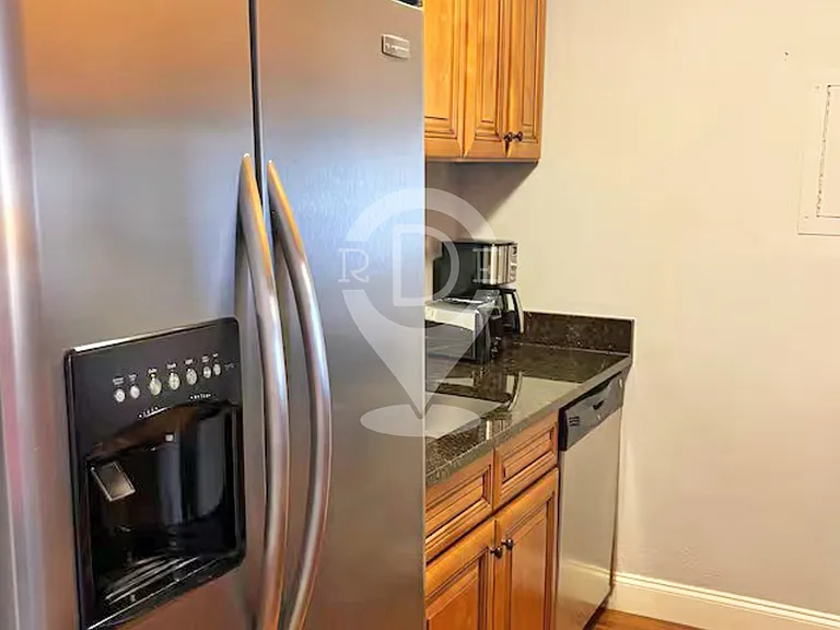 1700 Nueces St #208 — Photo 4