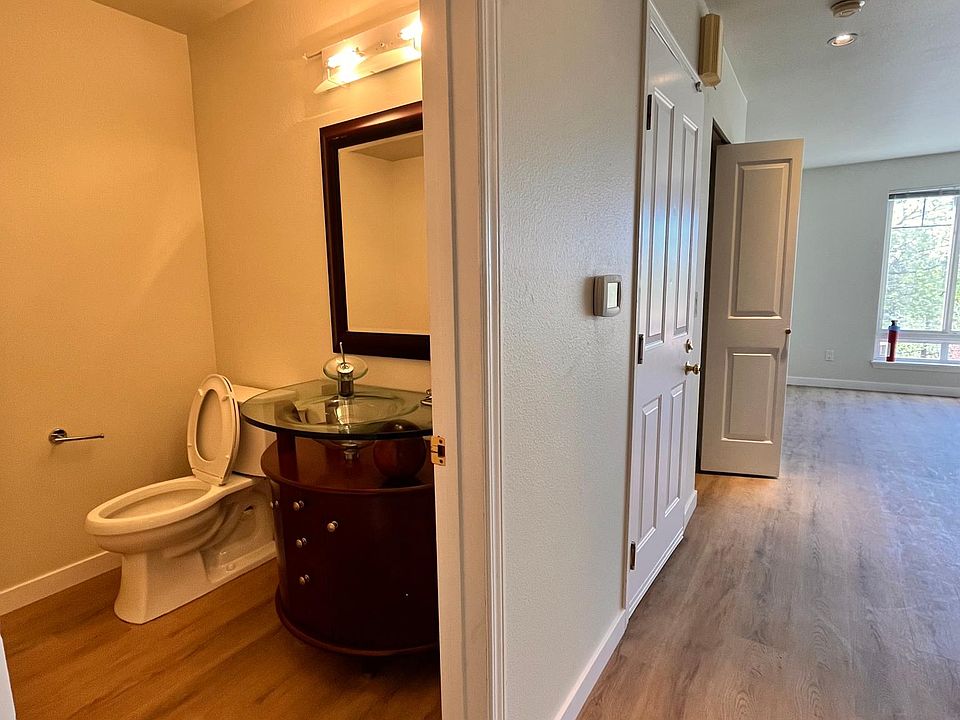 Main floor bathroom
