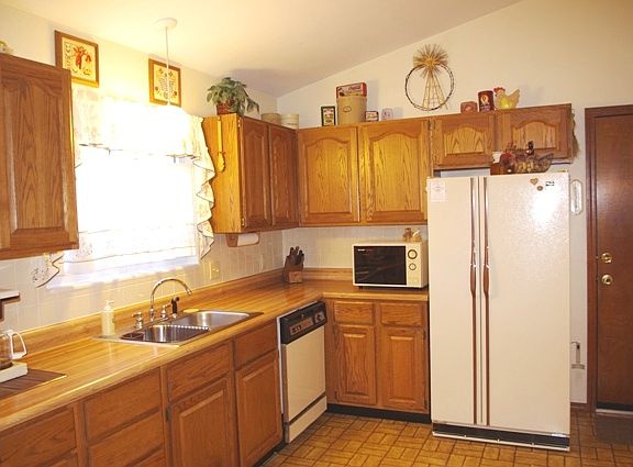 4th image of 2286 Riverwood Trails Dr