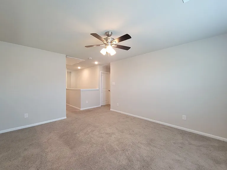 10423 Astor Points Trl — Photo 31