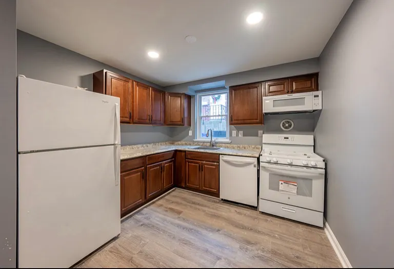 1726 Borbeck Ave #1 — Photo 8