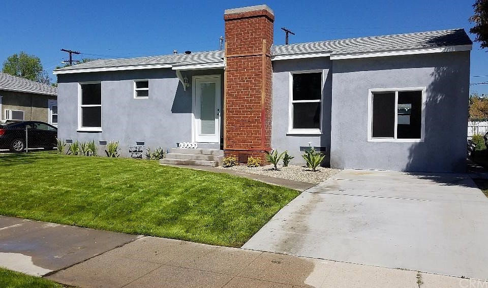 1st image of 10435 Chandler Blvd