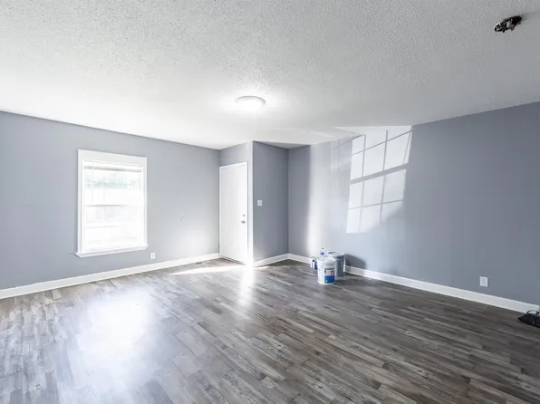 30 Carolane Dr, Jackson, TN 38305