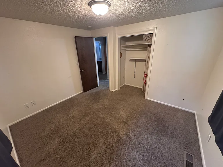 7505 W Emerald St — Photo 3