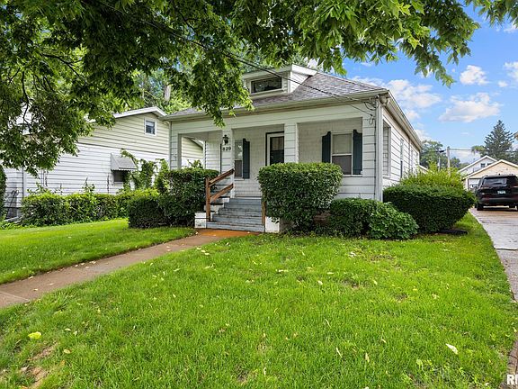 2nd image of 829 W Hanssler Pl