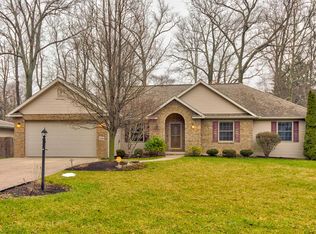 2099 Random Dr, Mansfield, OH 44904