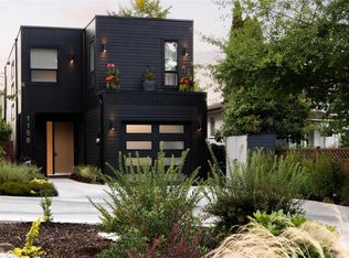 1158 Craigflower Rd, Esquimalt, BC V9A 2Y3