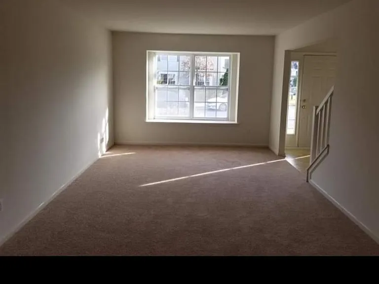 255 Brookfield Dr #255 — Photo 4