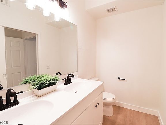 5th image of 5225 W Reno Ave Unit 122