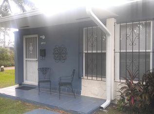 2401 NE 183rd St, Miami, FL 33160