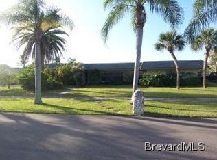 353 Albacore Pl, Melbourne Beach, FL 32951