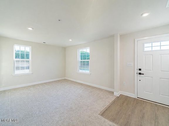 5th image of 208 Midland Avenue #3508