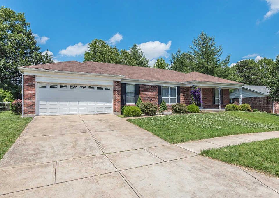 1st image of 3945 Regalway Dr