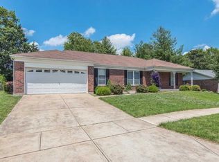 3945 Regalway Dr, Saint Louis, MO
