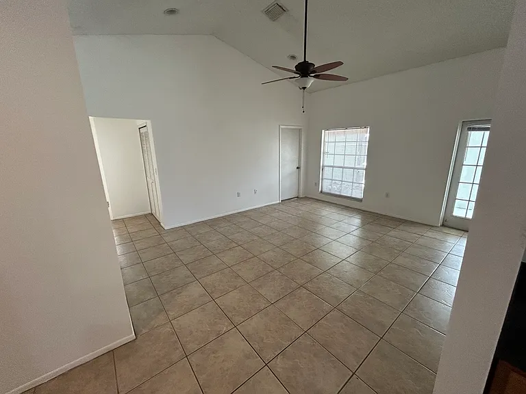 1432 Lakehurst Way — Photo 20