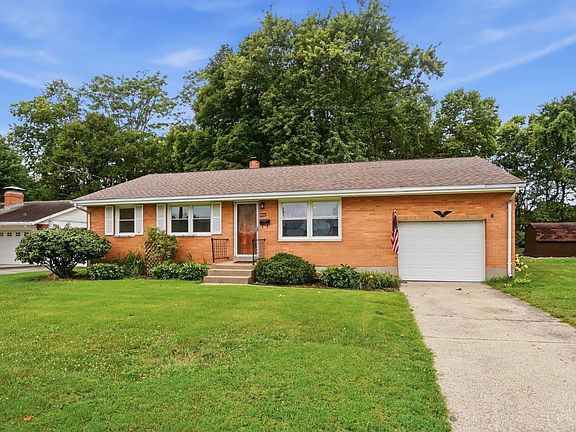 3rd image of 4935 Denison Dr