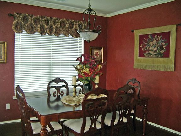 Formal Dining