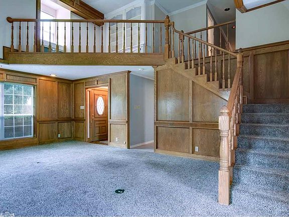 3rd image of 6204 Joyce St