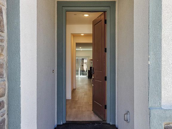 5th image of 1854 Botticelli Way